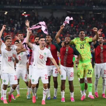Marrocos elimina Holanda nos pênaltis e pega o Canadá nas oitavas da Copa