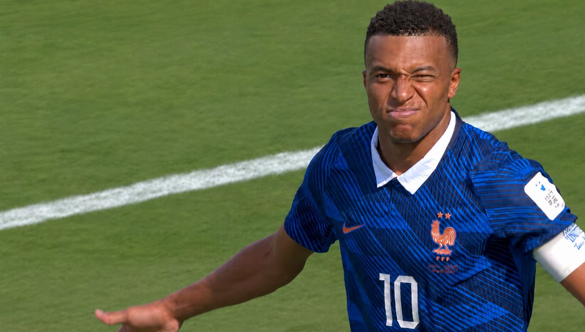 França vence Senegal por 3×1 com Mbappé decisivo e assume liderança do Grupo I da Copa; veja gols