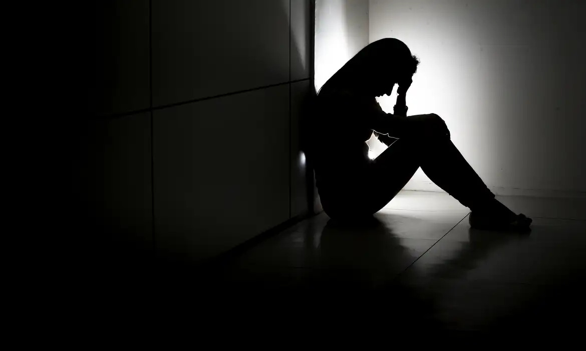 Casos de burnout crescem 900% na Bahia e acendem alerta para saúde mental dos trabalhadores