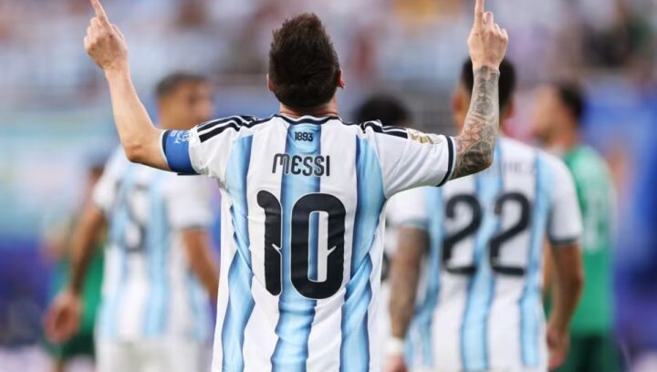 Messi iguala Klose como maior artilheiro da história das Copas
