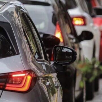 Motoristas de app e taxistas já podem solicitar financiamento de carro zero pelo Move Brasil; veja como participar