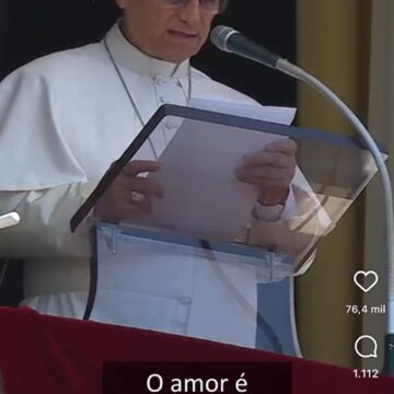 Papa Leão XIV diz que amar também é saber perder durante oração do Angelus