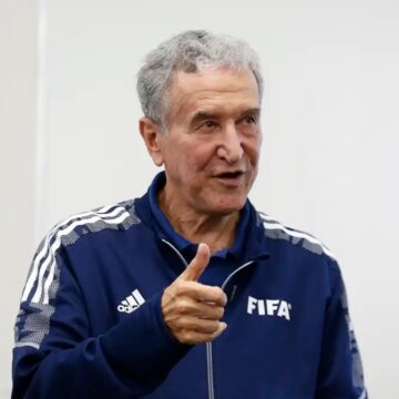 O que aconteceu com Carlos Alberto Parreira? Ex-técnico da seleção respira por aparelhos