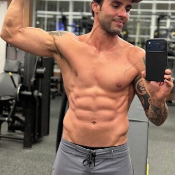 Após lesão, Daniel Cady impressiona ao exibir corpo definido: ‘Voltando’
