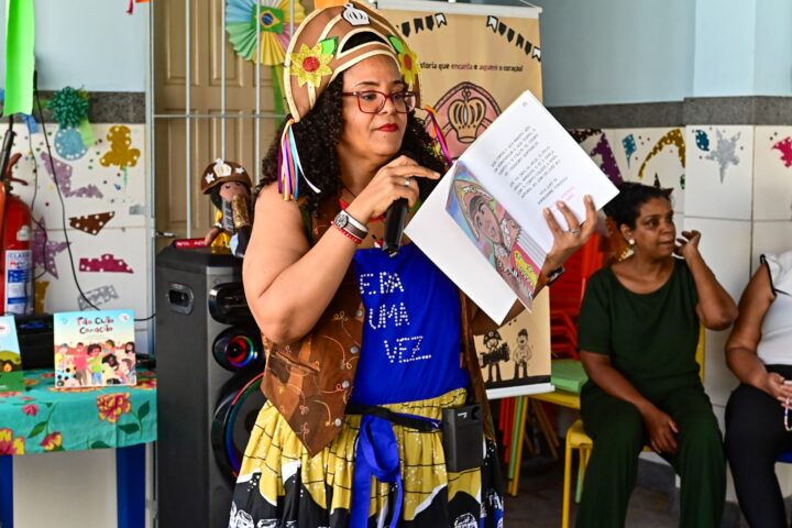 Professora leva história de Luiz Gonzaga a alunos da rede municipal e valoriza cultura nordestina em Salvador