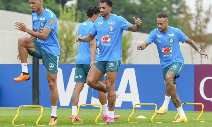 Brasil faz penúltimo treino e embarca para Houston antes de duelo contra o Japão
