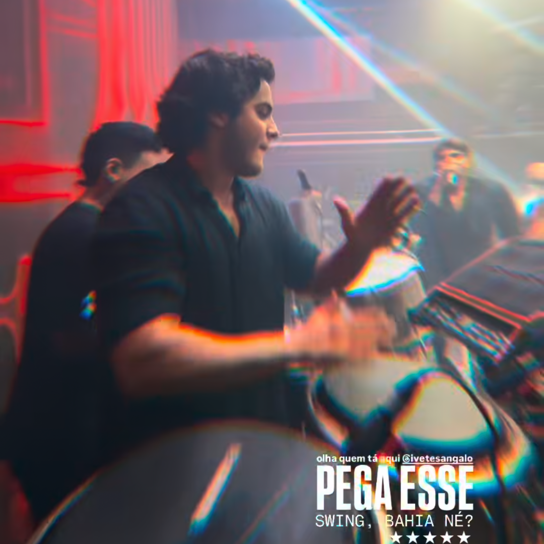 ‘Pega esse swing’: Marcelo Sangalo rouba a cena ao tocar percussão em festa de Salvador