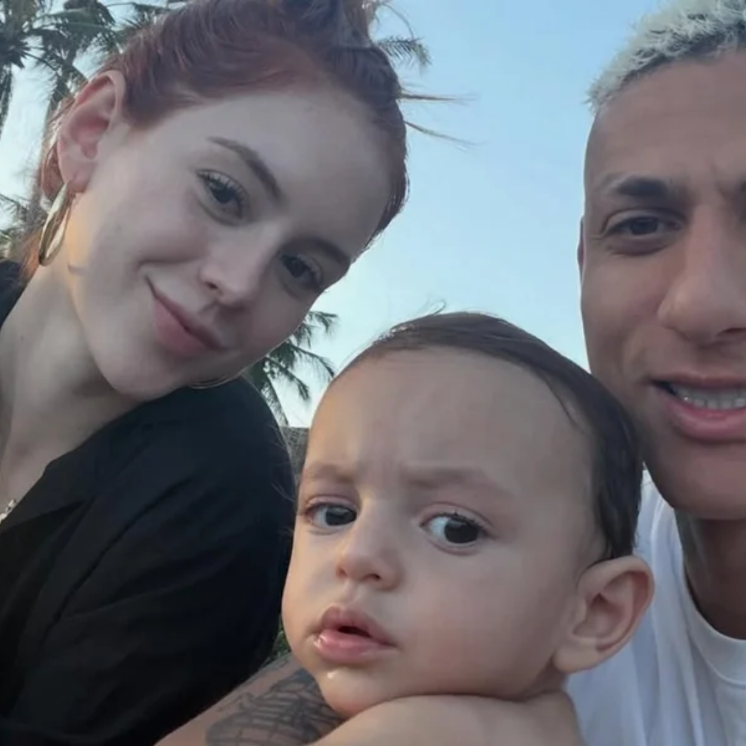 Richarlison reage a críticas sobre nome do filho e afirma: “Não vai precisar trabalhar”