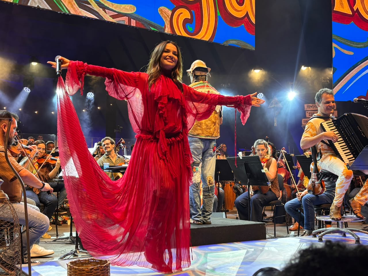 Juliette celebra estreia na Concha Acústica e destaca emoção de cantar com a OSBA: “Me sinto muito honrada”