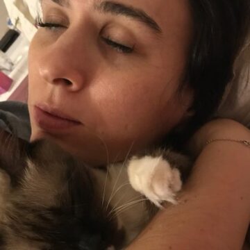 Tata Wenerck lamenta morte de gato dias após perder cachorro: ‘Me deu tanto amor’