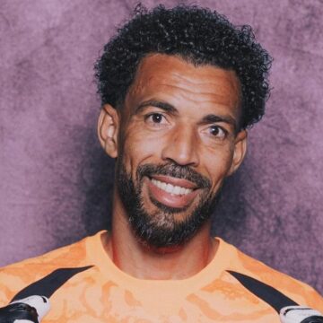 Goleiro Vozinha ganha mais de 1 milhão de seguidores no Instagram após jogo histórico contra Espanha