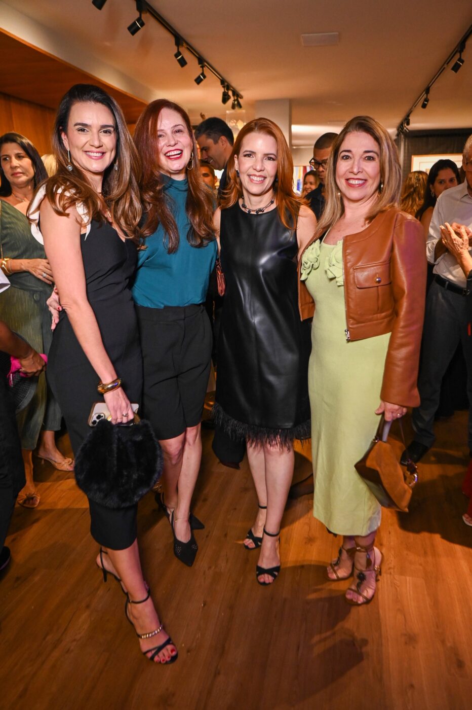 Juliana Gonzalez, Josenita Nascimento, Iêda Crusoé Rebello e Jacinta Lomba