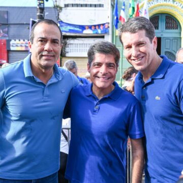Zé Cocá destaca apoio popular a ACM Neto durante cortejo do 2 de Julho: ‘As pessoas entendem que ele é a solução’