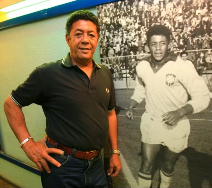 Amarildo, herói do bi da Copa de 1962, enfrenta Alzheimer e vive esquecido em hospital