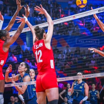 Brasil perde para a Turquia e fica com o vice da Liga das Nações de Vôlei Feminino