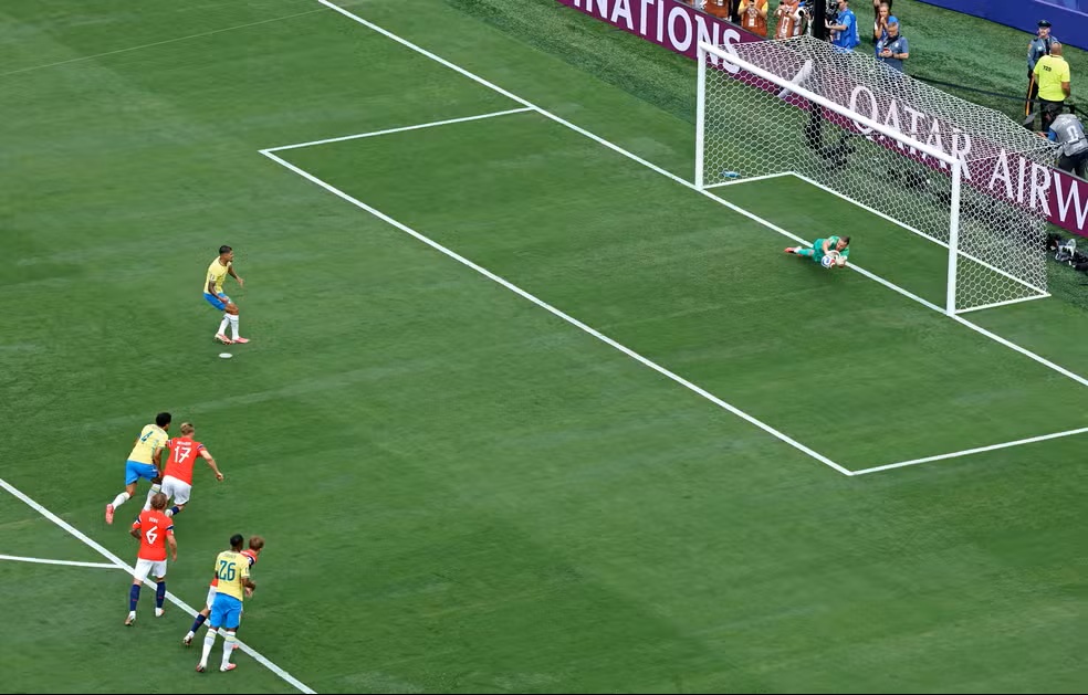 Quem é o goleiro da Noruega que defendeu pênalti do Brasil? Conheça a trajetória de Orjan Nyland