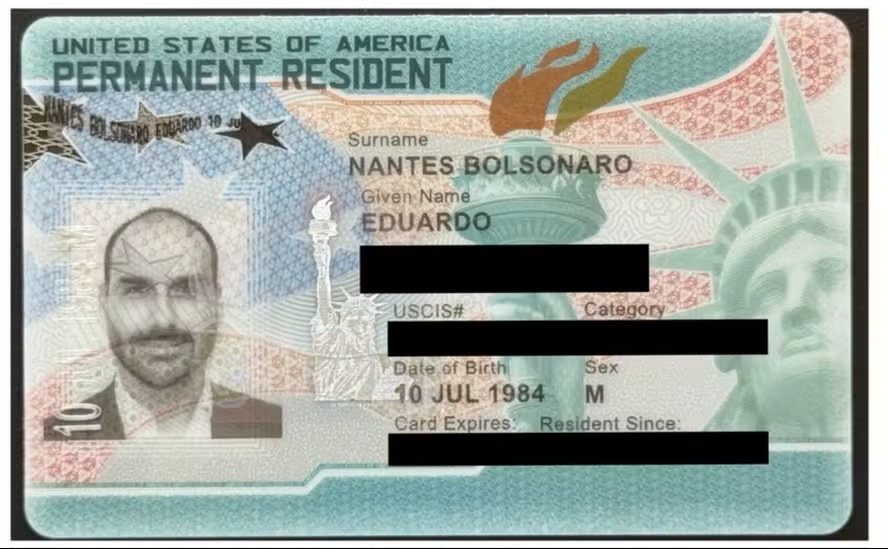 Eduardo Bolsonaro obtém Green Card e poderá morar e trabalhar nos EUA por tempo indeterminado