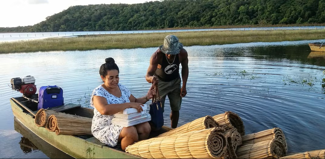 Baiana transforma saberes ancestrais em livro e cria projeto que valoriza a culinária do sul da Bahia