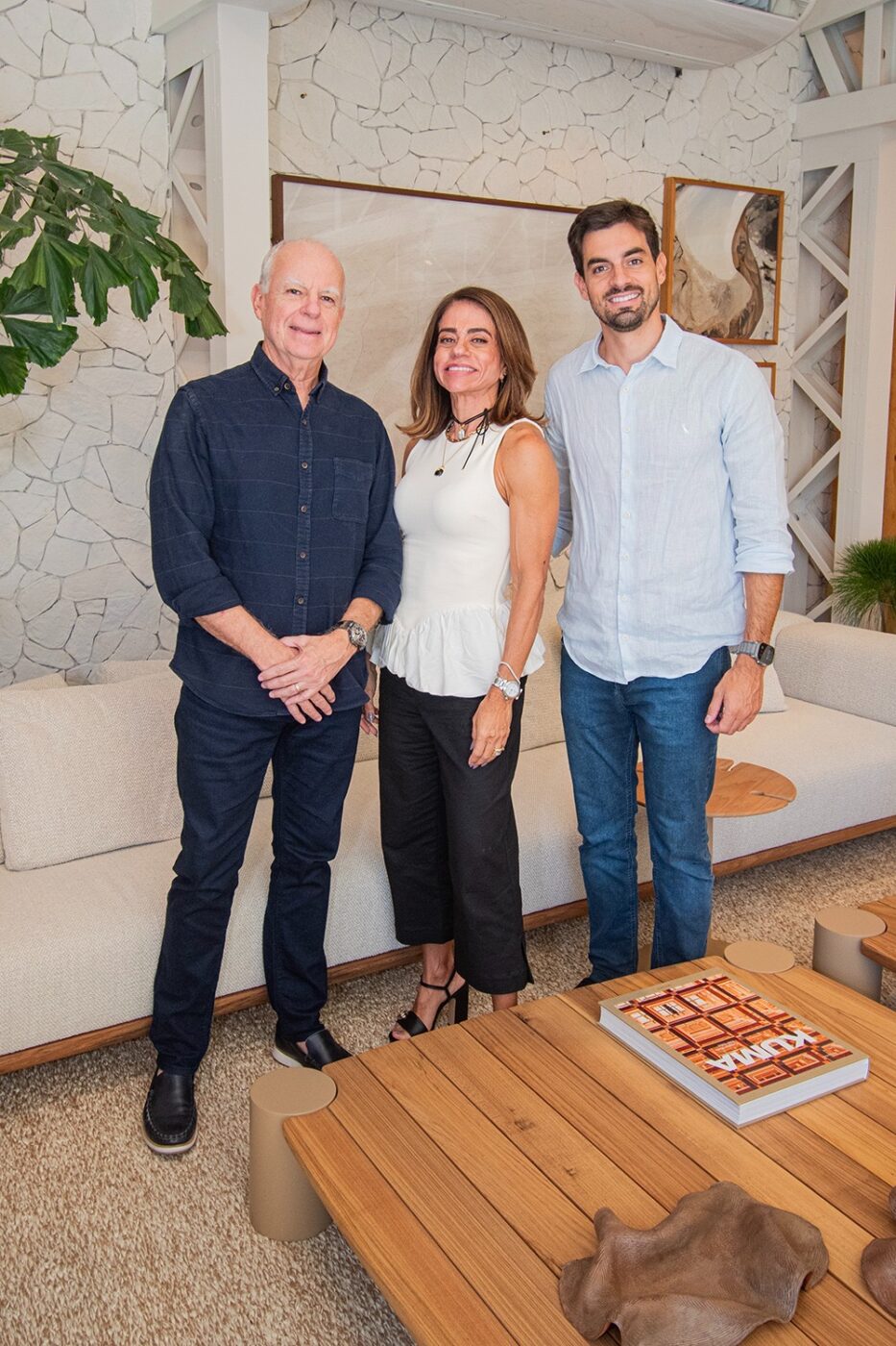 Paulo, Roberta e Vitor Coelho
