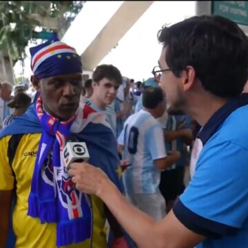 Repórter descobre ao vivo que entrevistava pai de goleiro Vozinha, de Cabo Verde; veja vídeo