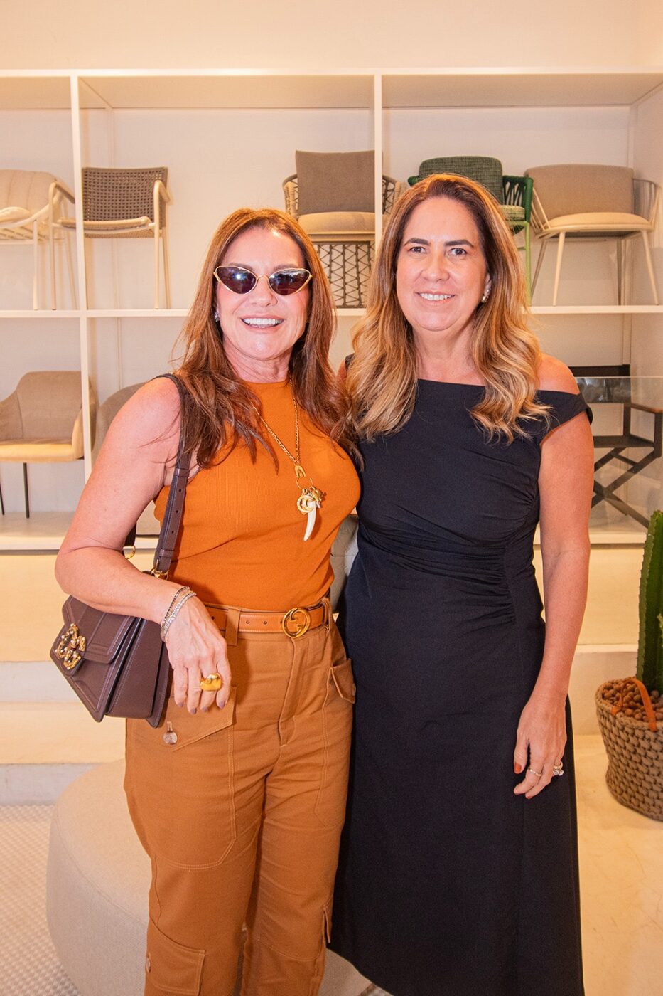 Adélia Estevez e Aline Cangussú
