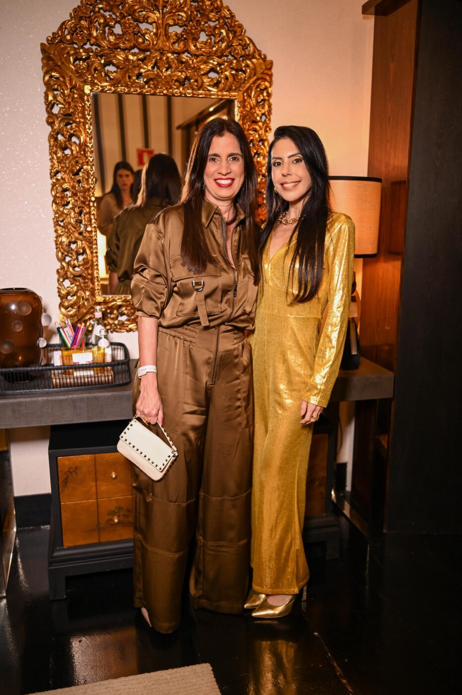Fernanda Bahia e Ana Luzia Moscoso 