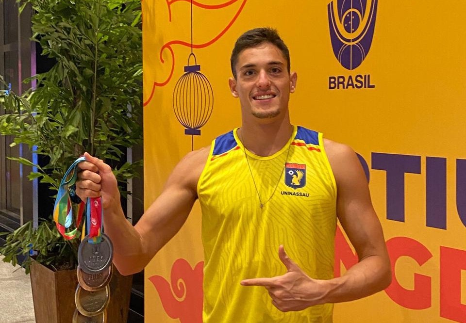 Nadador baiano vai representar o Brasil no principal torneio universitário das Américas