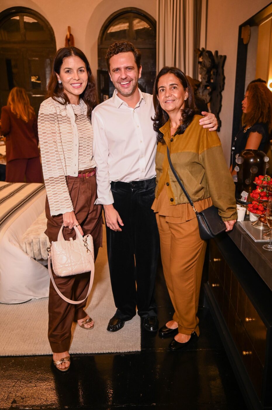 Jamile Paes Mendonça, Rodrigo Cassieri e Joélia Simples