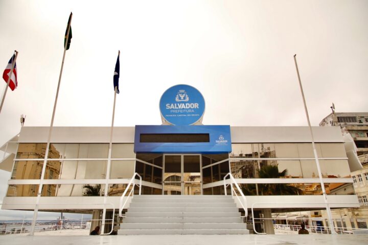 Prefeitura de Salvador lança concurso com 190 vagas para professores e coordenadores pedagógicos; salários chegam a R$ 6,1 mil