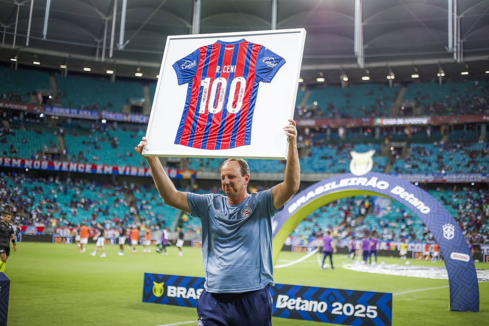 Rogério Ceni alcança marca histórica como técnico do Bahia; saiba qual