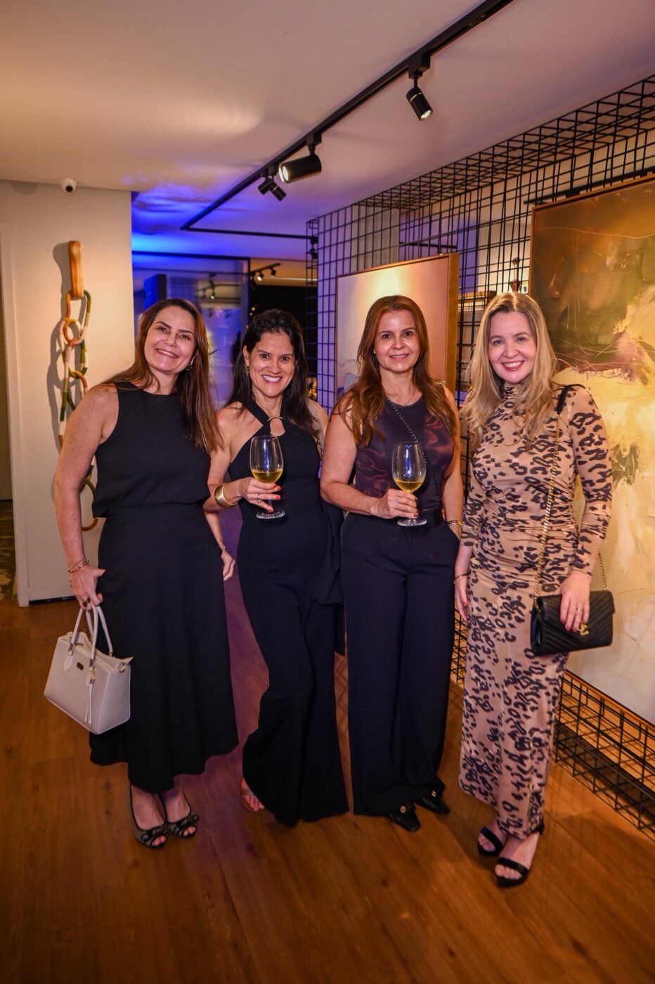 Roberta Naves, Luana Bucchianico, Susyane Almeida e Juliana Felippi