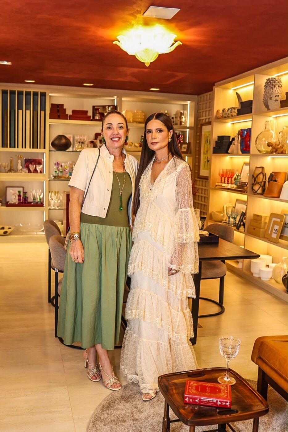 Luzia Novis e Lucy Bomfim