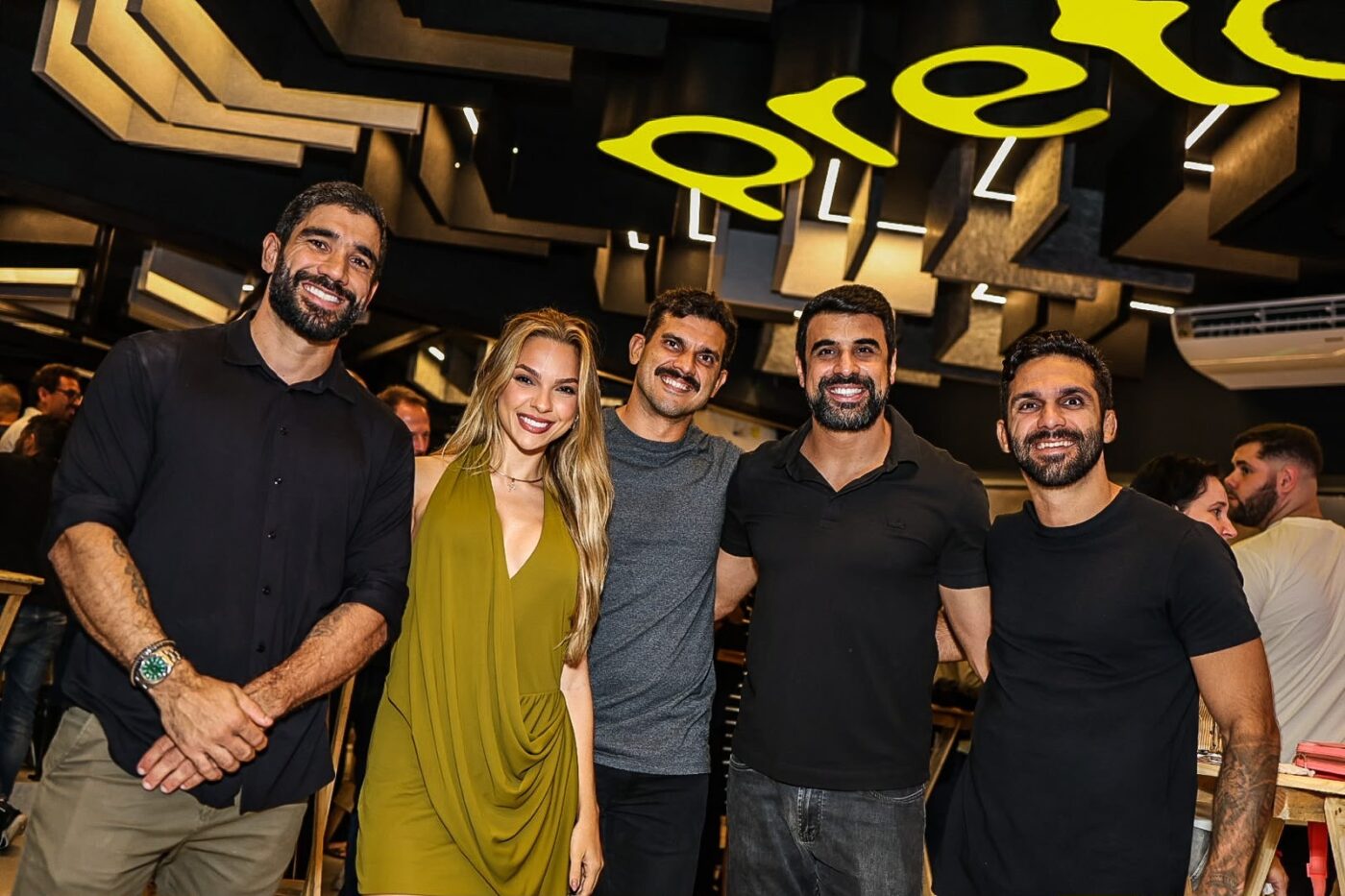 Gustavo Nilo, Luize, Vitor Esteves, Thiago Hanna e Filipe Esteves