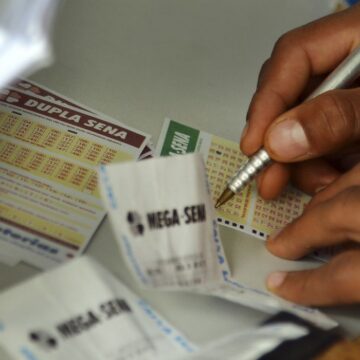 Mega-Sena acumula e próximo prêmio chega a R$ 30 milhões; confira os números sorteados