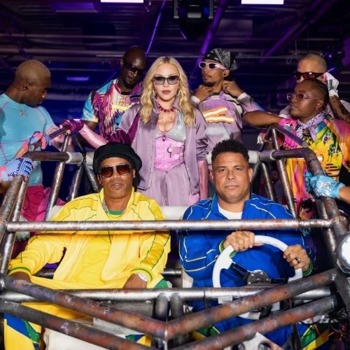 Madonna compartilha fotos inéditas da final da Copa ao lado de Ronaldo e Ronaldinho
