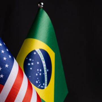 EUA confirmam tarifa de 25% sobre produtos brasileiros, mas poupam carne, café e suco de laranja