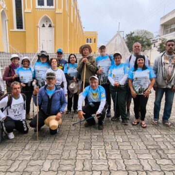 Caminho do Bom Jesus: peregrinação de 420 km impulsiona turismo religioso na Bahia