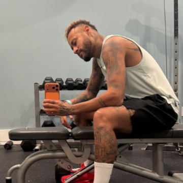 Neymar aproveita folga nos EUA para manter rotina de treinos antes de voltar ao Brasil