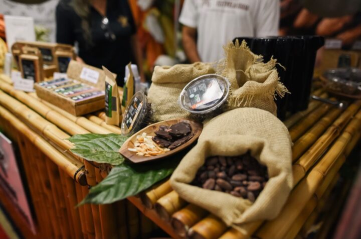 Ilhéus recebe a 17ª edição do Chocolat Bahia com chefs, feira e expectativa de R$ 25 milhões em negócios