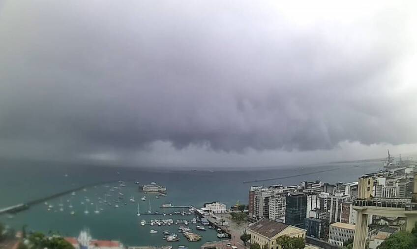 Veja os bairros de Salvador com maior volume de chuva nas últimas 24 horas