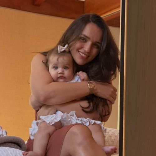 Rafa Kalimann abre álbum em família e encanta com novos cliques da filha Zuza