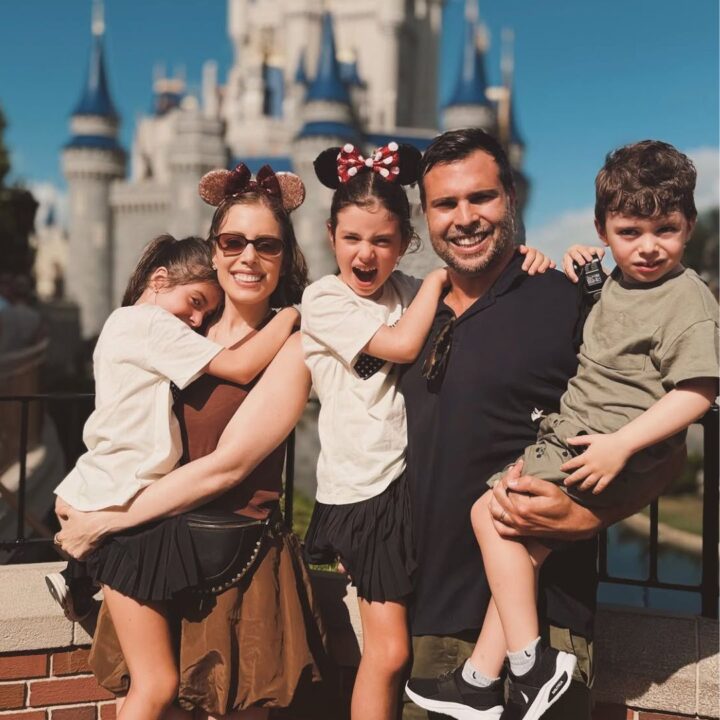Fabiana Justus retorna à Disney após tratamento contra leucemia: ‘Confiando nos planos de Deus’