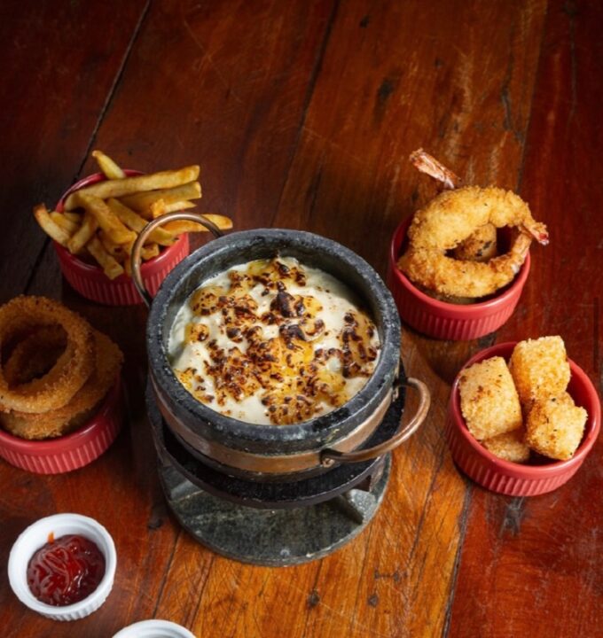 Frente fria em Salvador: 3 lugares para comer fondue e aproveitar o clima mais ameno