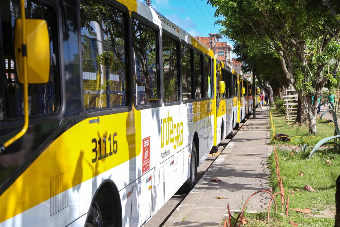 Obras na Ribeira mudam itinerários de ônibus em Salvador a partir de segunda (13); veja o que muda