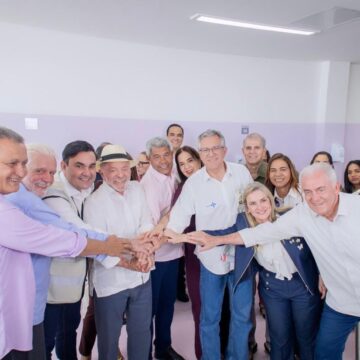 Lula desembarca em Salvador para agenda no interior e reabertura do TCA