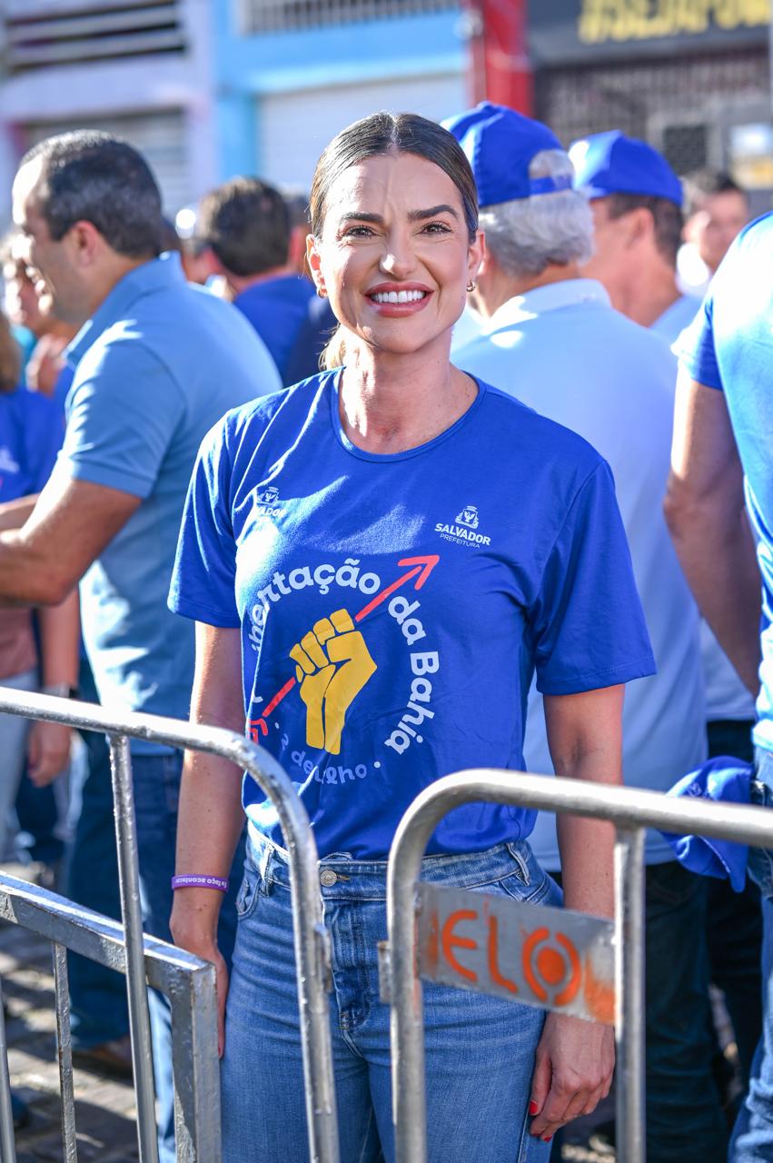 Roberta Caires