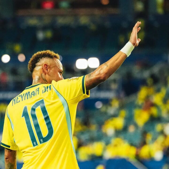Mesmo com eliminação, Neymar alcança recordes históricos pela Seleção na Copa do Mundo