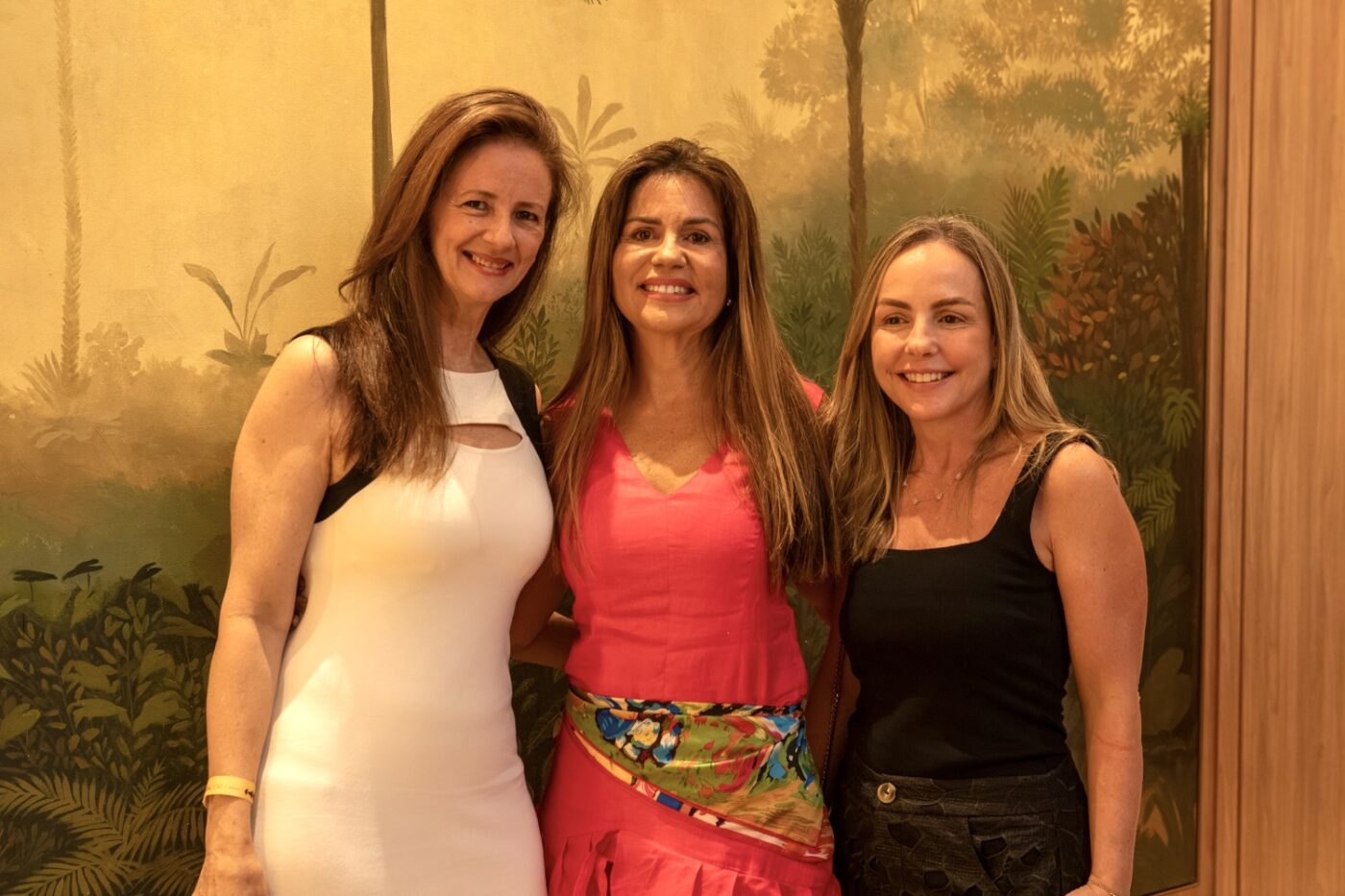 Mag Dias, Mila Almeida e Daniela Pinon