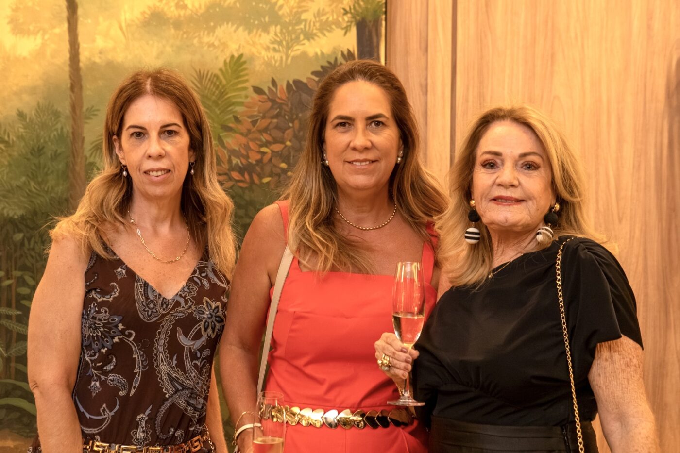 Flávia, Aline Cangussú e Hortência Rezende