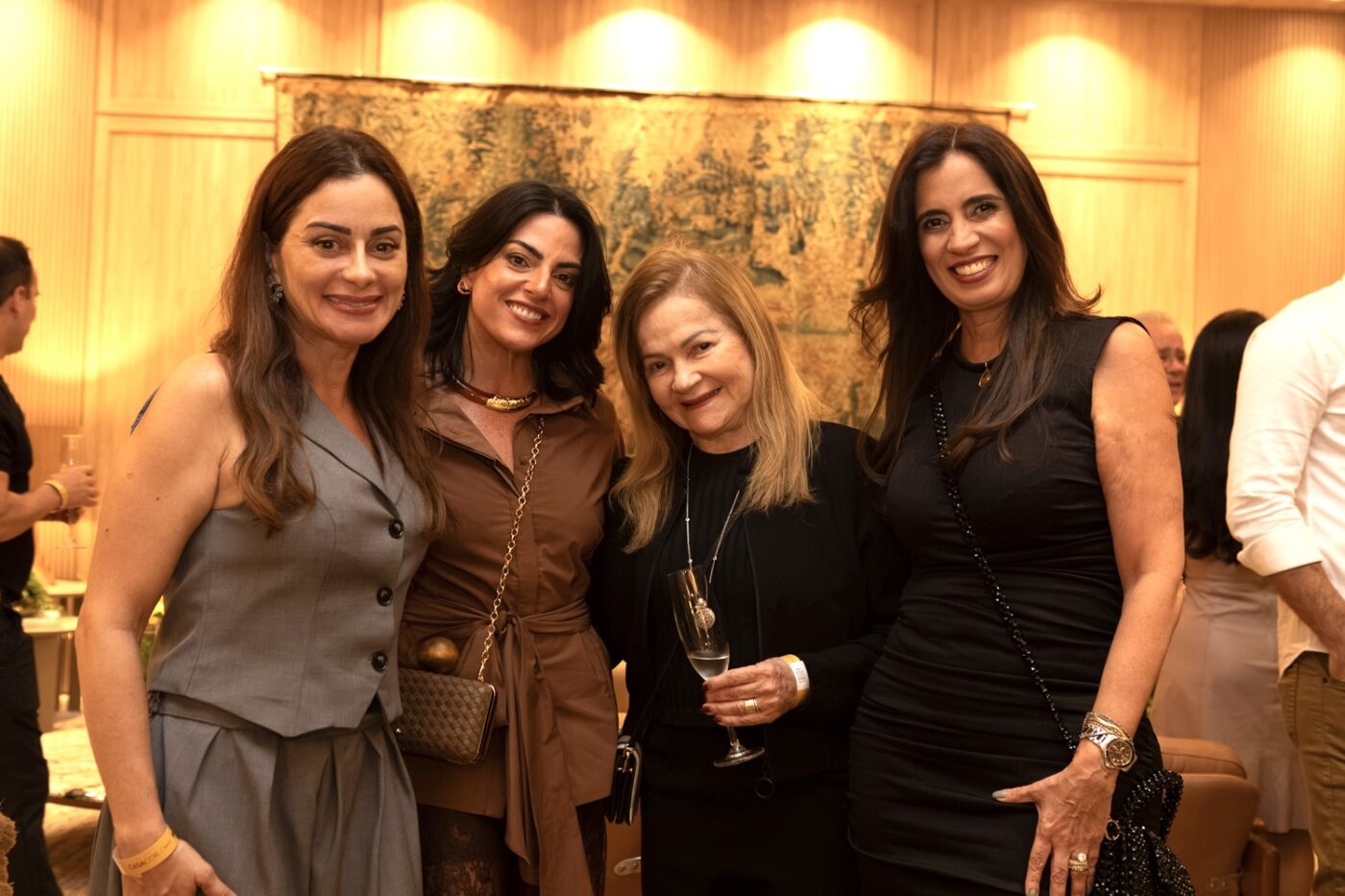 Lorena Brandão, Daniela Lopes, Maia Brandão e Fernanda Bahia